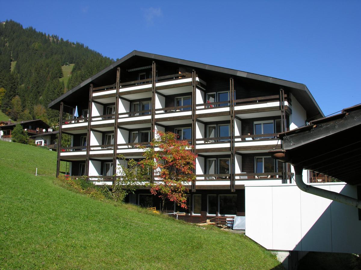 Hotel Hari Im Schlegeli Adelboden Esterno foto