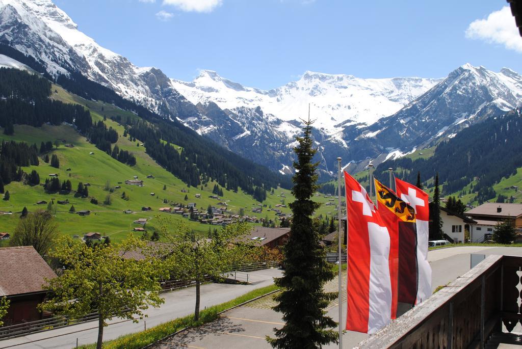 Hotel Hari Im Schlegeli Adelboden Esterno foto